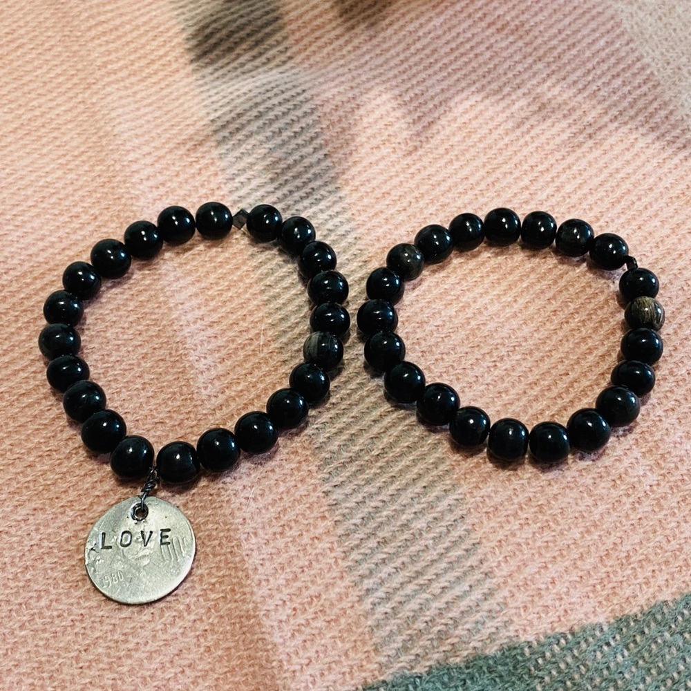 💕 LOVE Coin Stacking Beaded Stretch Bracelets - Picture 7 of 8